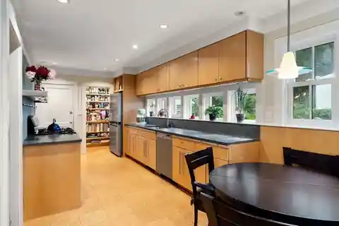 Charming Home in Sought-After Auburndale