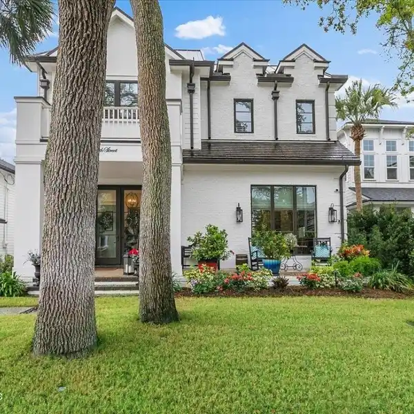 ONE OF THE MOST WELL-APPOINTED HOMES IN ATLANTIC BEACH