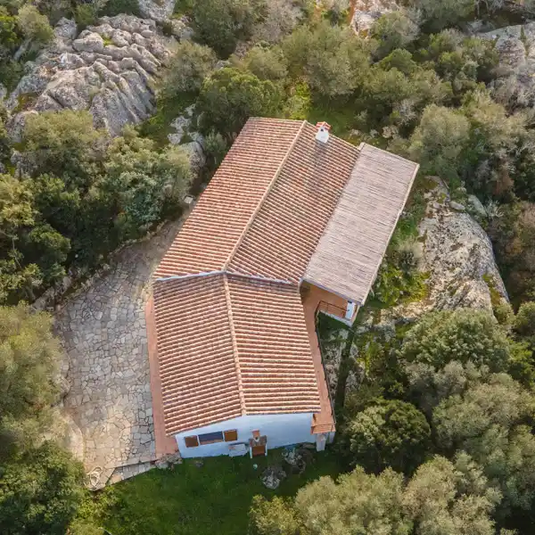 BRIGHT VILLA WITH BEAUTIFUL VIEWS