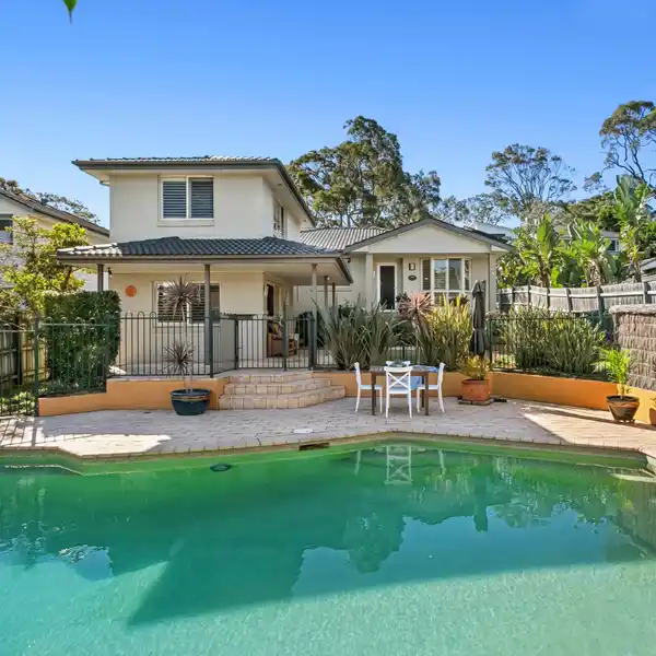 VERSATILE FAMILY HOME