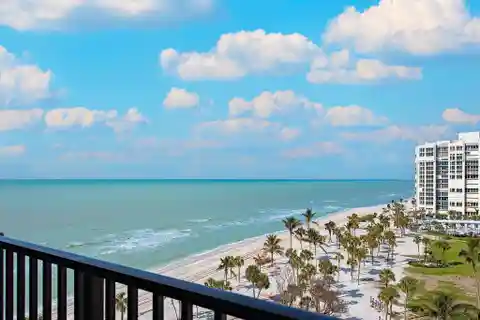 Beachfront Condo with Sparkling Views