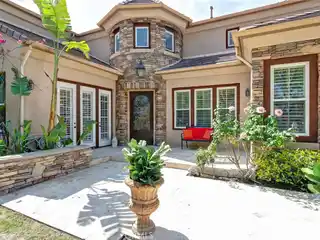 Elegant Estate in Northpark