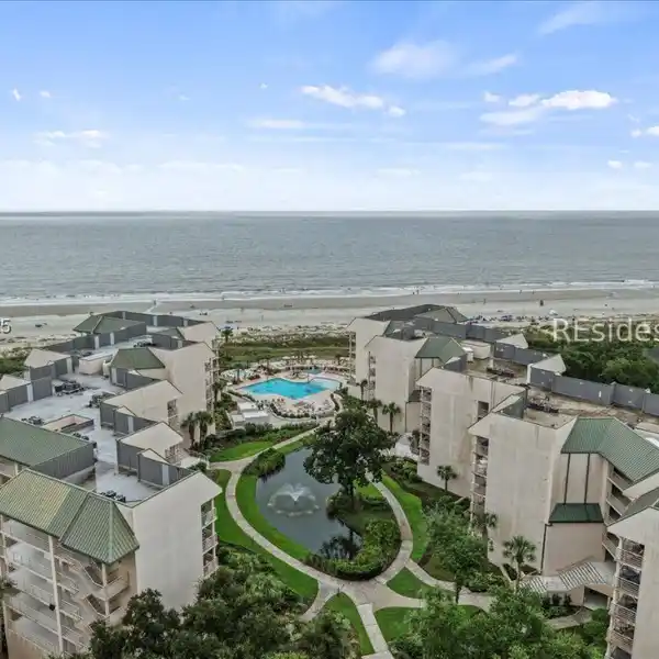 OCEANFRONT VILLAMARE CONDO WITH SPECTACULAR VIEWS