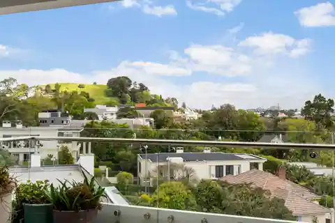 Penthouse Living in the Heart of Remuera