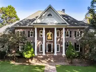 Luxury Milton Home with Wine Cellar and Horse Trail Access