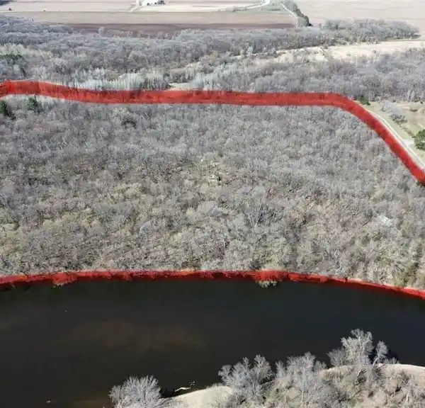 33-PLUS ACRES ON THE MISSISSIPPI RIVER