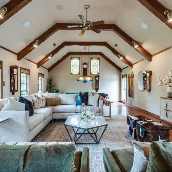 CHARMING HOME IN COVETED LES JARDINS
