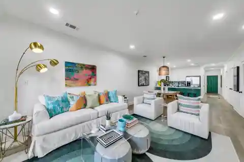 Top-Floor Suite with Beautiful Views of the Gulf