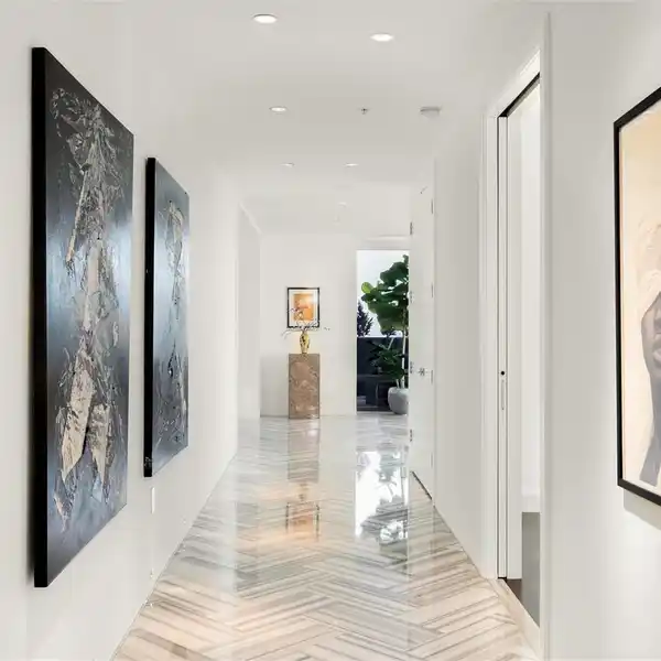 UNIQUE HOME AT THE FOUR SEASONS PRIVATE RESIDENCES