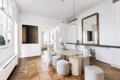 Immaculate Apartment with an Excellent Plan