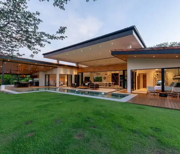 CASA ALMENDRA | SURF, SAND & SERENITY, MODERN TROPICAL LIVING IN HACIENDA PINILLA