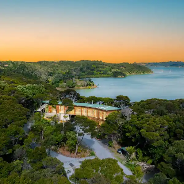 REMARKABLE ESTATE WITH ENDLESS POSSIBILITIES