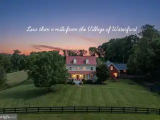 Custom Farmhouse in Paeonian Springs