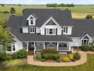 Outstanding 20-Acre Estate