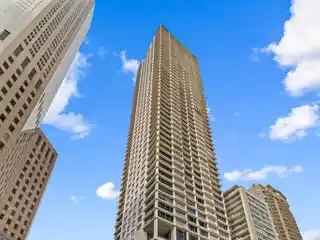 Elegant Gold Coast Condo with Oversized Laundry & Mudroom