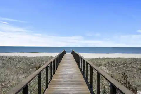 Beautiful Ocean Front Living