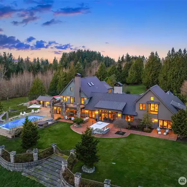 UNPARALLELED RESORT-STYLE PRIVATE ESTATE