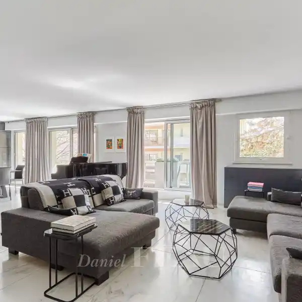 AN IDEAL FAMILY APARTMENT ON THE NORTH-WESTERN EDGE OF THE CAPITAL