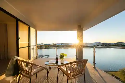 Premium Lakefront Home