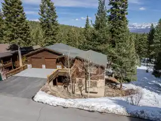 Beautiful Home Full of Wonderful Features