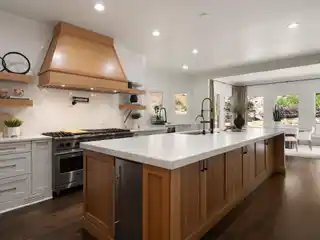 Renovated Estate Steps from Golf and Spa