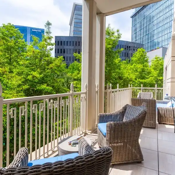 ONE-OF-A KIND RITZ-CARLTON RESIDENCE