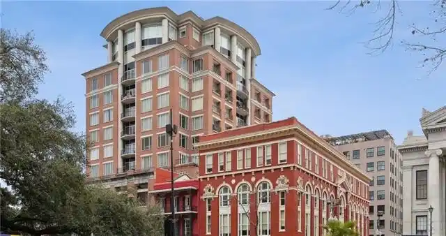 Elevated New Orleans City Living