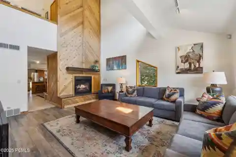 End-Unit Townhome in Sought-After Fawngrove