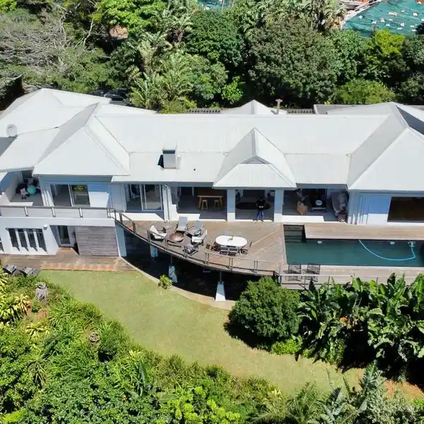 ICONIC SIX BEDROOM HOME IN SIMBITHI WITH BREATHTAKING VIEWS
