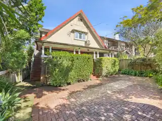 Exceptional Opportunity in an Exclusive Harbourside Enclave