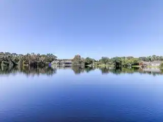 Stunning Lakefront Retreat