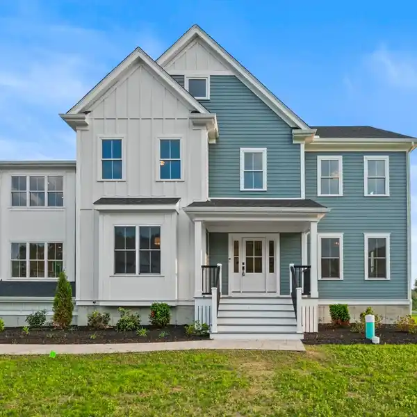 SUPERIOR CONSTRUCTION IN A DESIRABLE NEW COMMUNITY