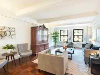 Huge Two Bedroom with Peek River View