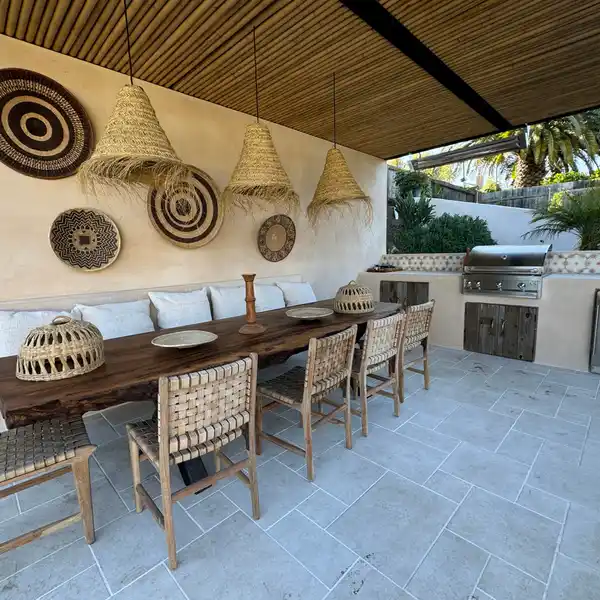 SANTA BARBARA MESA LIVING AT ITS BEST