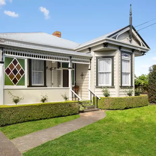 HERITAGE VILLA WITH LUSH BACKYARD CHARM