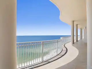 Exceptional Full-floor Penthouse