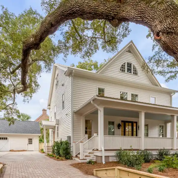 OLD VILLAGE CHARMING HOME