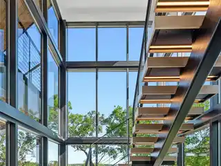 Breathtaking Modern Residence in the Heart of Lakeway