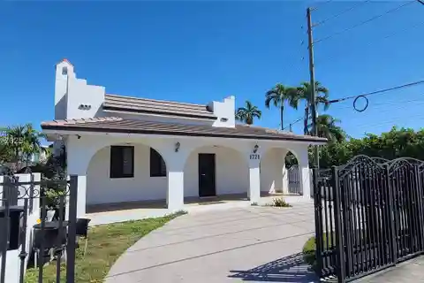 Versatile Duplex in Kensington Park