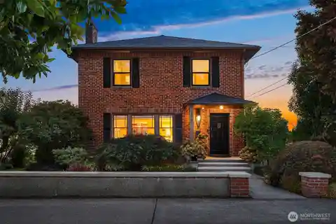 One-Of-A-Kind 1924 Magnolia Colonial