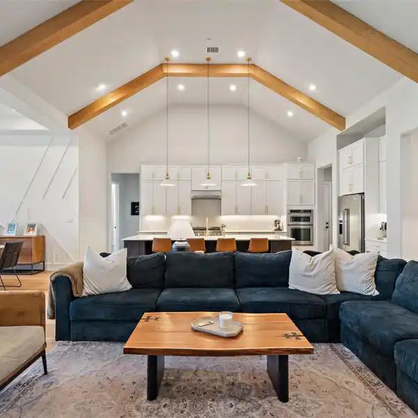STUNNING HILL COUNTRY HOME IN GATED SARATOGA HILLS