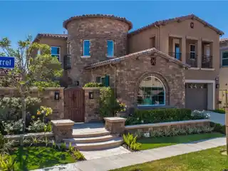 Model-Perfect Single-Level Home on a Corner Lot