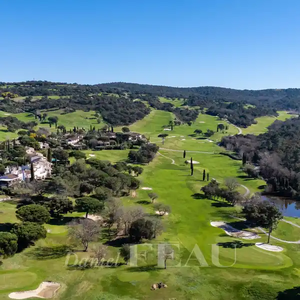 DUAL VILLAS NEAR SAINT TROPEZ BEACHES