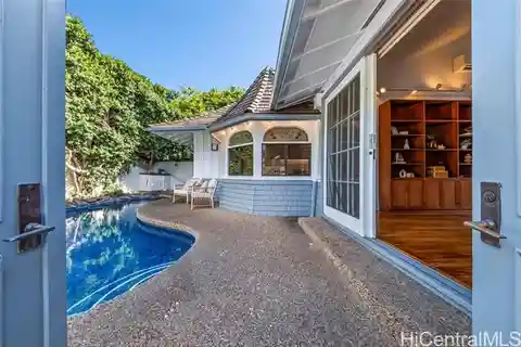 Restored Island Charm with Private Cottage Oasis