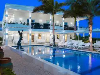 Impulse on Grace Bay Beach