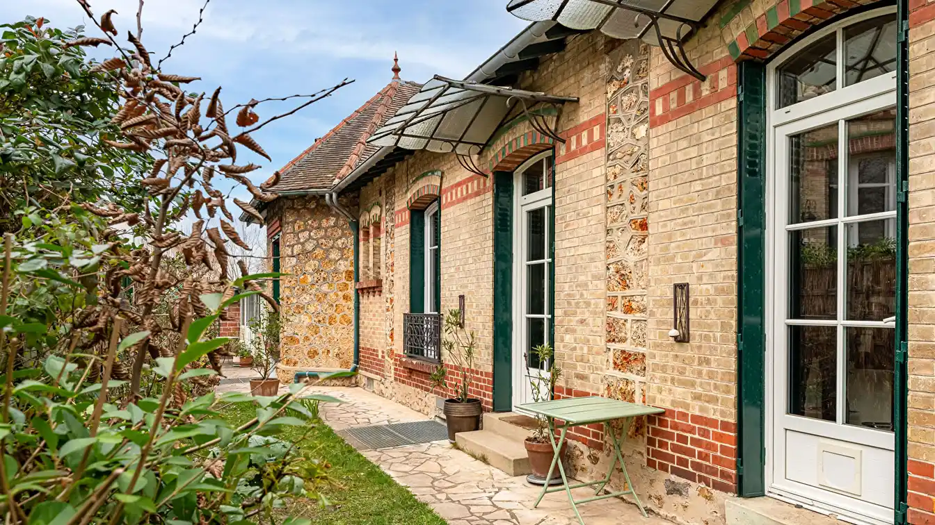 Carefully Renovated Heritage Home