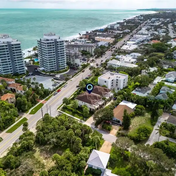 LOVELY TURNKEY OCEAN-VIEW TOWNHOME