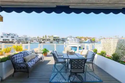 Stunning Condo in a Fabulous Waterfront Location