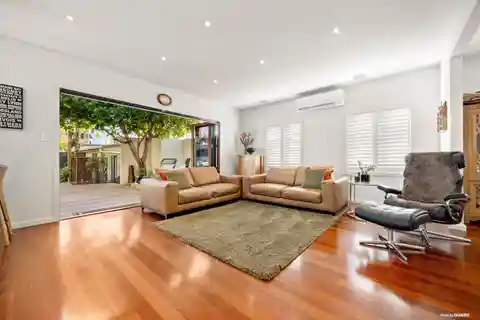 Panoramic Harbour Views in Coveted Point Chevalier