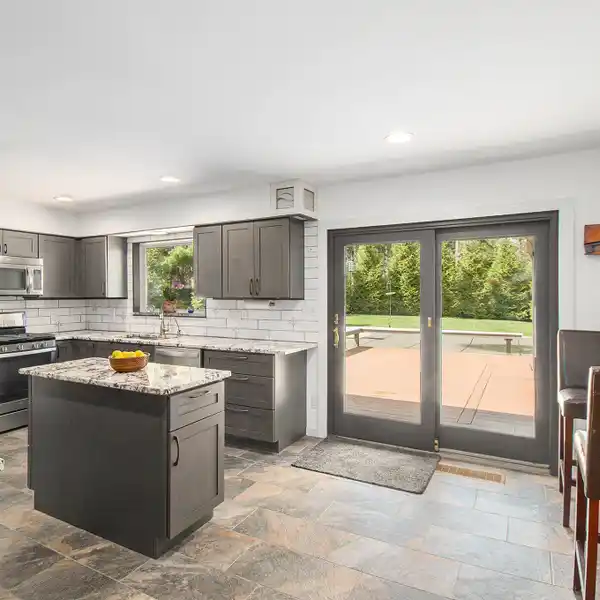 PRIVATE RETREAT IN HURON RIVER HEIGHTS